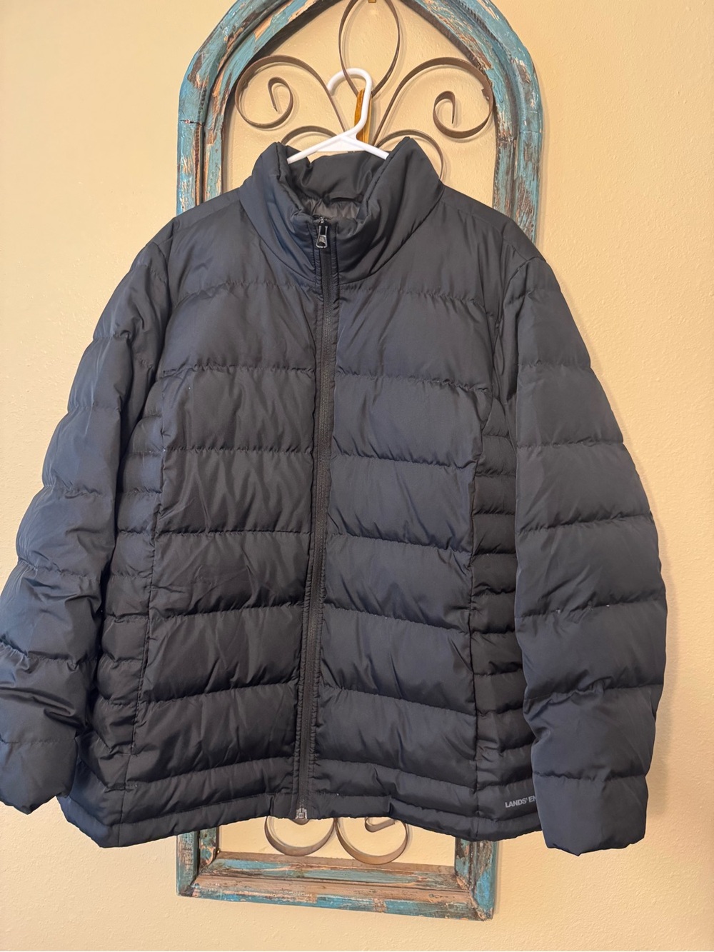 Women’s Plus Black Puffer Jacket - Lightweight Warmth